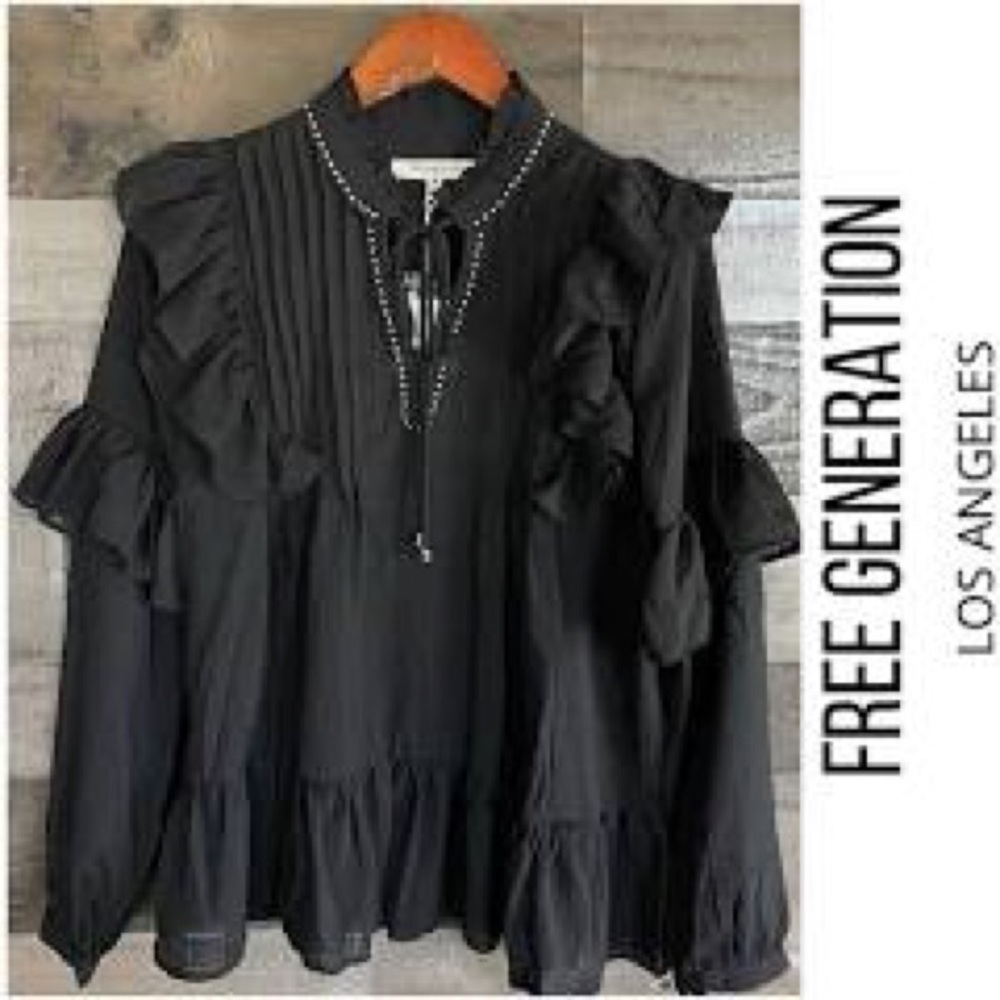 Free generation Los Angeles black blouse NTW $185